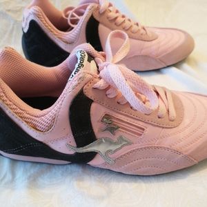 KangaROOS pink sneakers, US 7